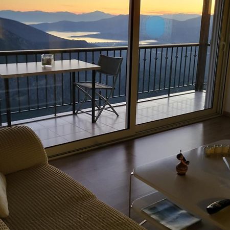 Delphi Skyview Apartman Kültér fotó