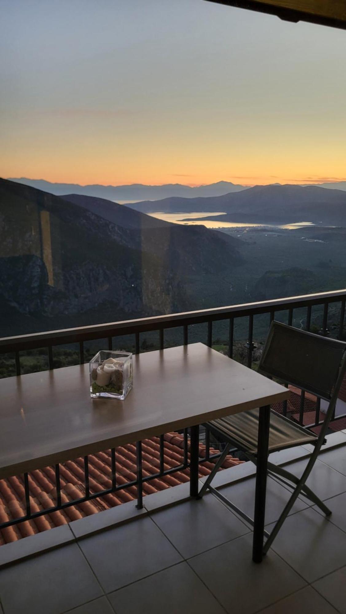 Delphi Skyview Apartman Kültér fotó